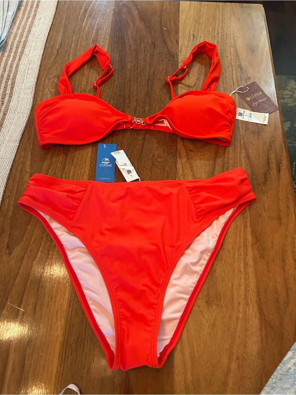 Cupshe Bold Red Underwire Bikini Set